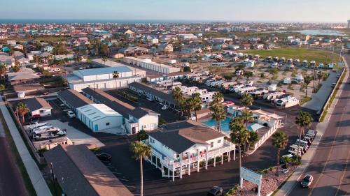 Port Aransas Hotel | Tropic Island Resort