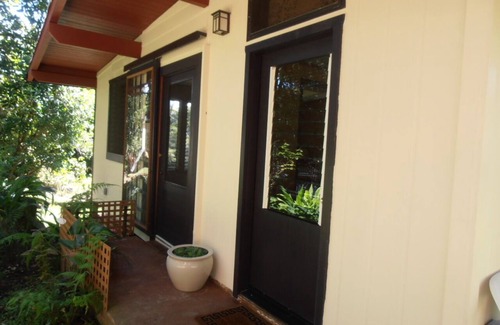 Kehena Beach Estates House | Tropical garden bungalow - all the comforts