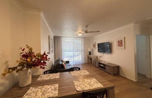 Cairns North Apartment | Tropical Ground-Floor Retreat Cairns