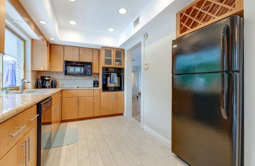 Imperial Point House | Tropical Heated Pool Retreat Getaway