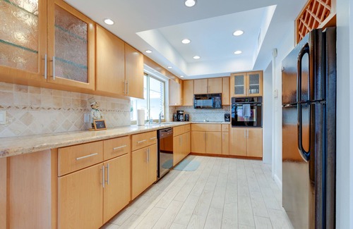 Imperial Point House | Tropical Heated Pool Retreat Getaway