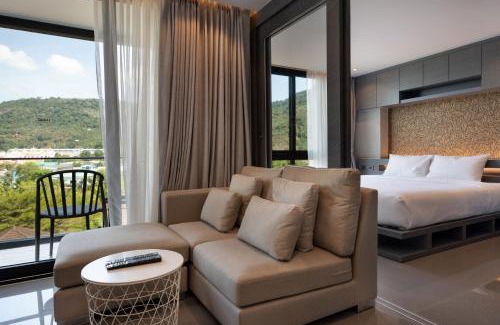 Kamala Apartment | Tropical Kamala Pool View 1 BR CTG B206