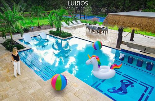 Homestead Villa | Tropical Lux Escape-Swim Up Bar, Pickleball L60