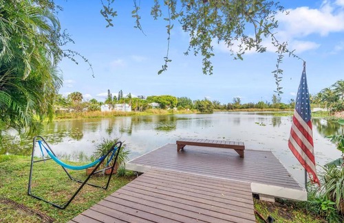 Cloud Lake Villa | Tropical Oasis Located Near Lake With Pool and Hot Tub