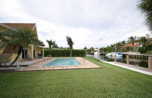 Ocean Ridge House | Tropical Palm Beach Waterfront Luxury