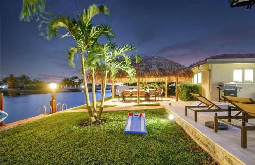 Tropic Palms Villa | Tropical Palms House