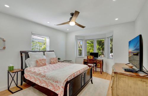 Parrot Cove House | Tropical Pool Home on Golf Course & Near Beach