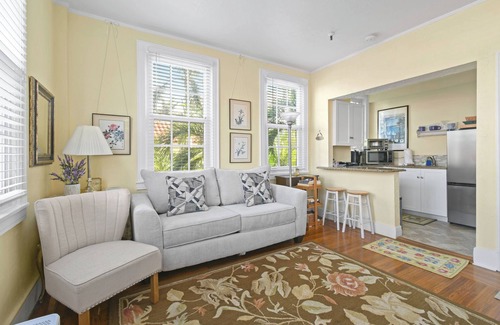Palm Beach - West Palm Beach Condo | Tropical Provence 1 br 2268