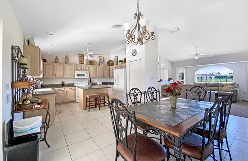 Rotonda West Villa | Tropical Retreat, full refund*, heated pool, dog ok