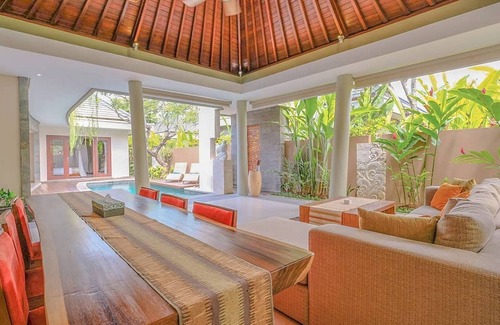 Dewi Sri Villa | Tropical Surroundings 1BR Villa - 3Min Drive To Eat Street! W/Private Swim Pool!