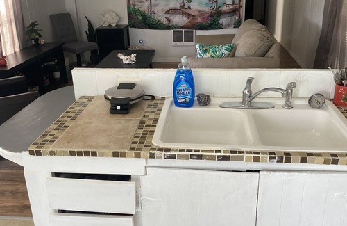 Wright House | Tropical trailer in the country