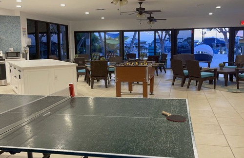 Key Largo Condo | Tropical Vibes! Moon Bay Renovated Condo in Gated Community!