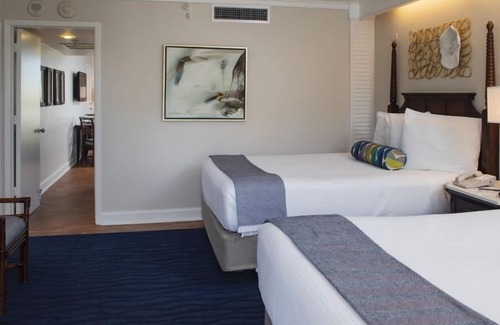 St. Pete Beach Hotel | Tropical View Villa 2BR With Balcony 4 Queen Beds at Island Grand at TradeWinds