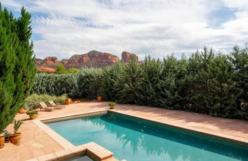 Oak Creek House | Tropiz del Norte - Historic Red Rock Estate withPool