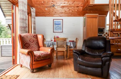 Moretonhampstead House | Trout River Retreat