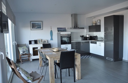 Saint-Guenole House | Trouz Ar Mor *RARE Luxury semi-detached villa in Penmarch 10m from the sea