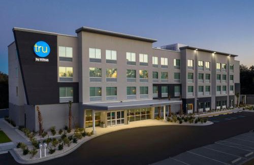 Burton Hotel | Tru by Hilton Beaufort, Sc