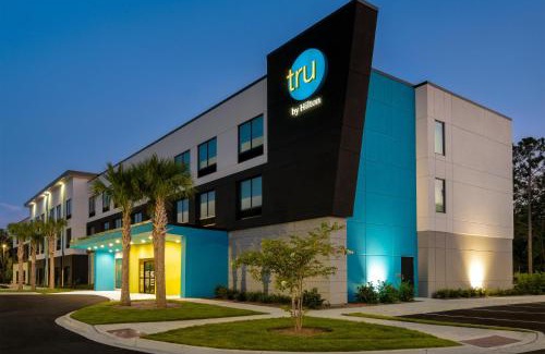 Brunswick Hotel | Tru By Hilton Brunswick