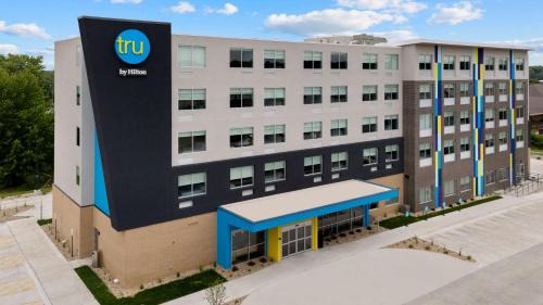 Lincoln Hotel | Tru By Hilton Lincoln East