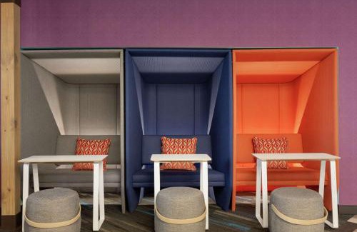 St. Charles Hotel | Tru by Hilton St. Charles St. Louis