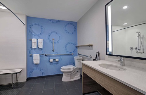 Southcenter Hotel | Tru By Hilton Tukwila Southcenter, WA