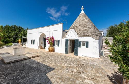 Cisternino Villa | Trulli Restano by Perle di Puglia