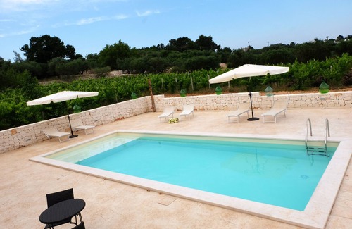 Martina Franca House | TRULLI "SOLE" IMMERSED IN THE HEART OF THE VALLE D'ITRIA