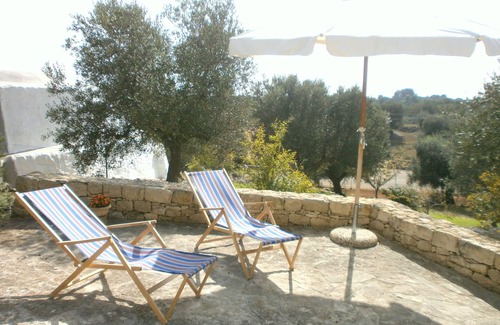 Ostuni House | Trullo villa Giuliana, outstanding view, WIFI, radiators garden & parking area