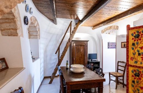 The Trulli of Alberobello Apartment | Trullo Wanda