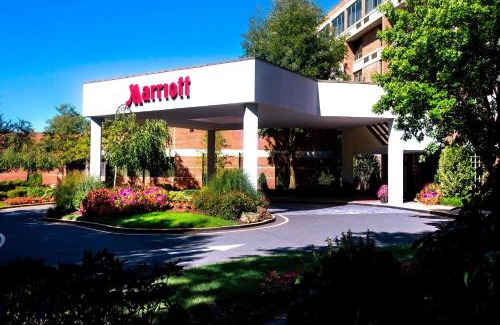 Trumbull Hotel | Trumbull Marriott Shelton
