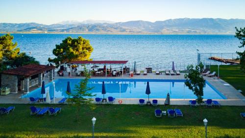 Stylida Hotel | Tsamadanis Hotel & Bungalows Friends Family