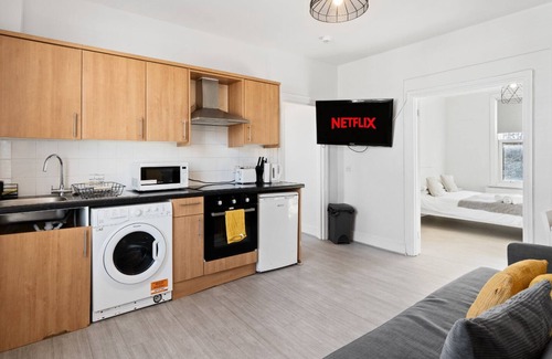Addiscombe Apartment | TTSA - Essential 1 Bedroom Apartment 2 - Croydon