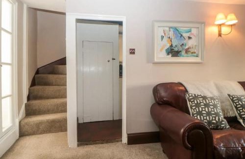 Kingsteignton House | Tubs Cottage