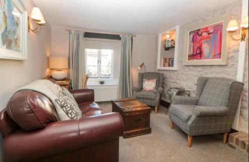 Kingsteignton House | Tubs Cottage