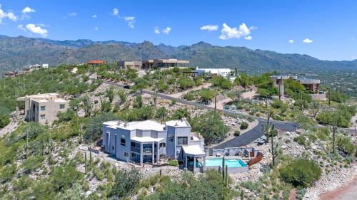 Rockcliff House | Tucson Hilltop Estate