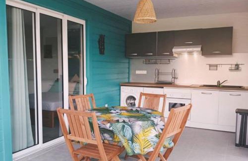 Le Moule House | Tukusi Bungalow