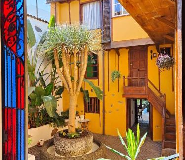 Realejo Alto Apartment | Tulia Guesthouse & Coworking