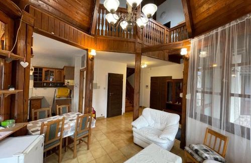 Miskolc House | Tulipán Vendégház