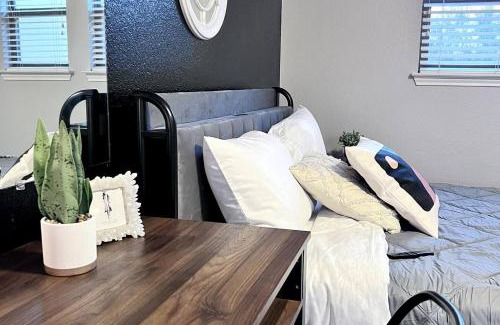 McKinney House | Tulum Stay at Austin by The Key Rentals