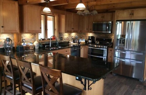 Gilead Cabin | Tumble Down 180 Cabin , Great Mountain Views, Close To Skiing, Hiking & Kayaking