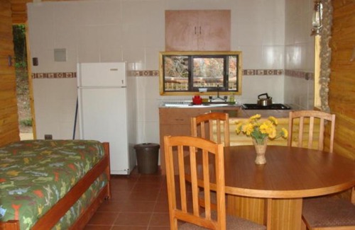 Bajos de Lircay House | Turismo El Recodo, cabañas y camping