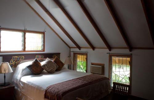 Placencia Hotel | Turtle Inn by Francis Ford Coppola