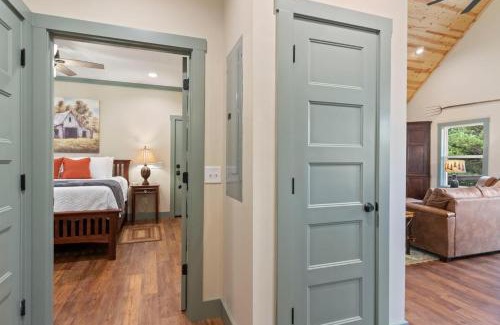 Hayesville House | TurtleKnob-3 Bedroom option