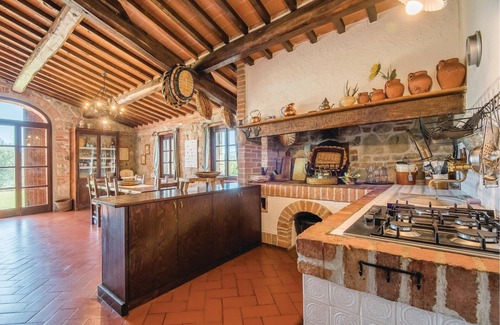 Santarello House | Tuscan farm house with atmosphere