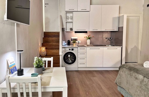 Arezzo Apartment | Tuscany Old Town - Two Bedroom Apartment, Sleeps 5