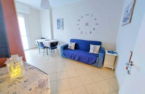 Pietra Ligure Apartment | Tutto intorno Mare, parcheggio privato, negozi
