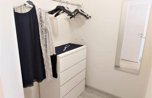 Pietra Ligure Apartment | Tutto intorno Mare, parcheggio privato, negozi