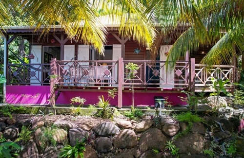 Pointe-Noire RV Rental | TWA KARET Villa Créole