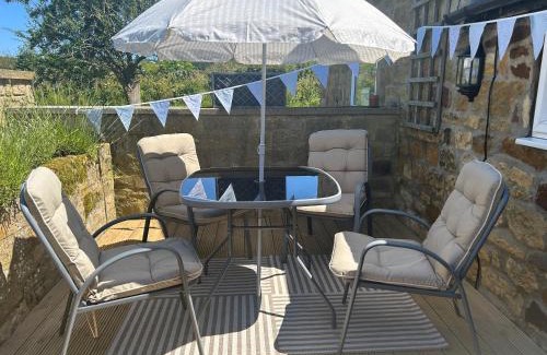 Scawton House | Twattleton Cottage Kilburn Yorkshire - Beautiful views