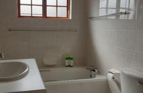 Camdeboo Apartment | Tweefontein House
